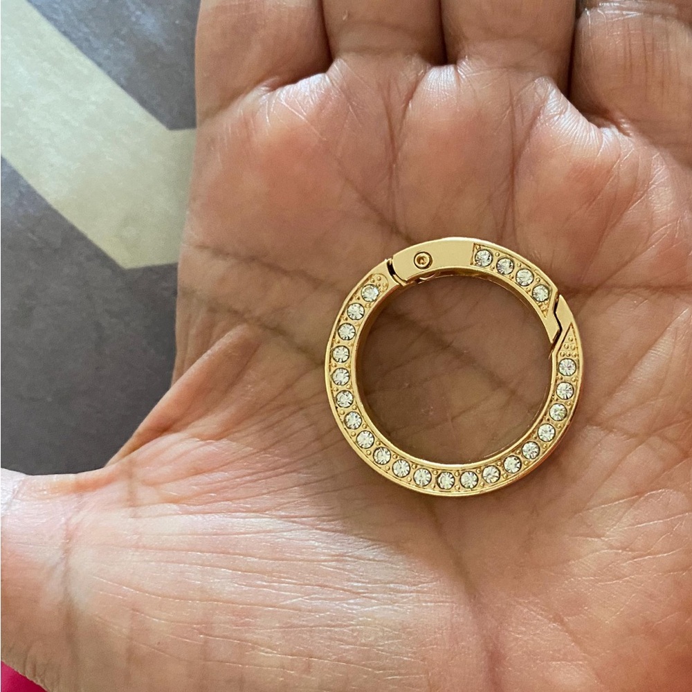 1-Gold Metal Rhinestones on both sides Spring O-Ring - Picture 3 of 6